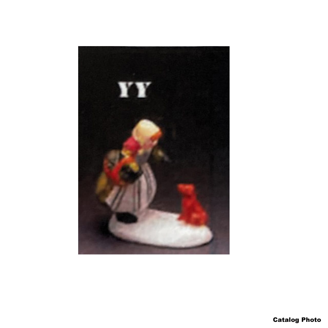 lemax-old-woman-with-dog-miniaturfigur image 1