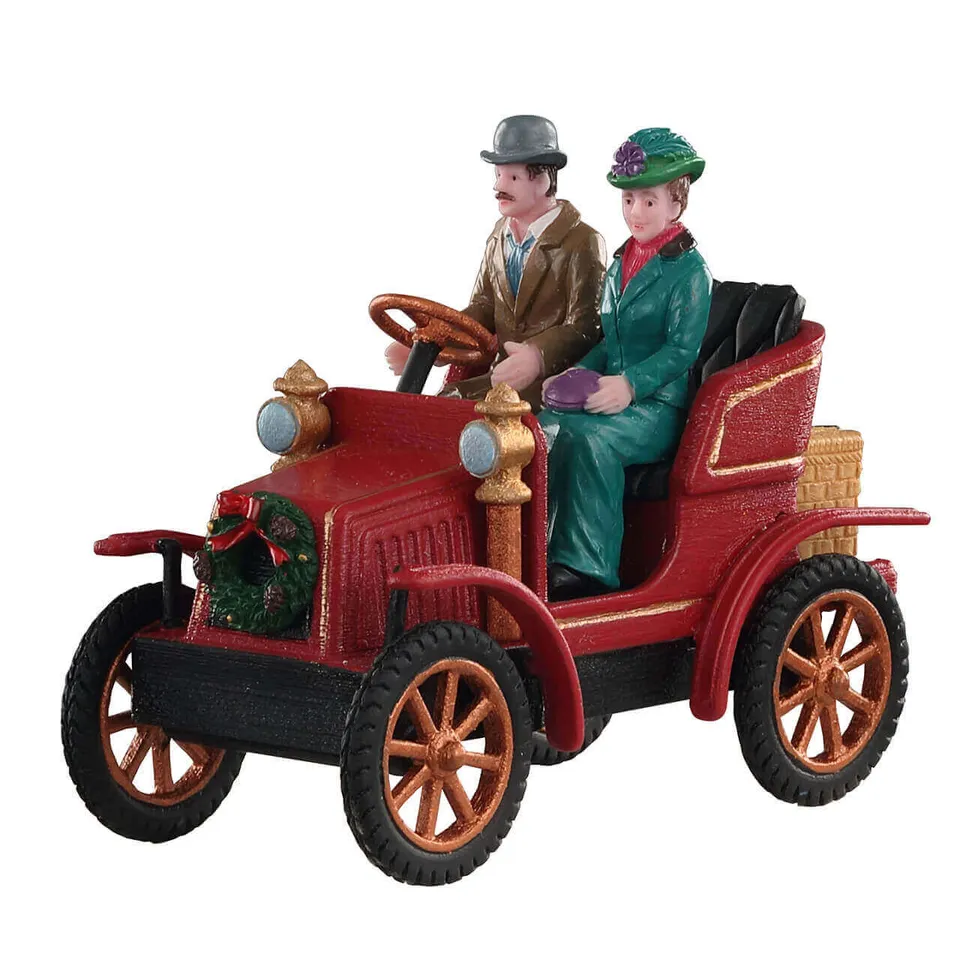 lemax-first-car-in-town-miniatur-figur-caddington-vintage-auto-paar image 1