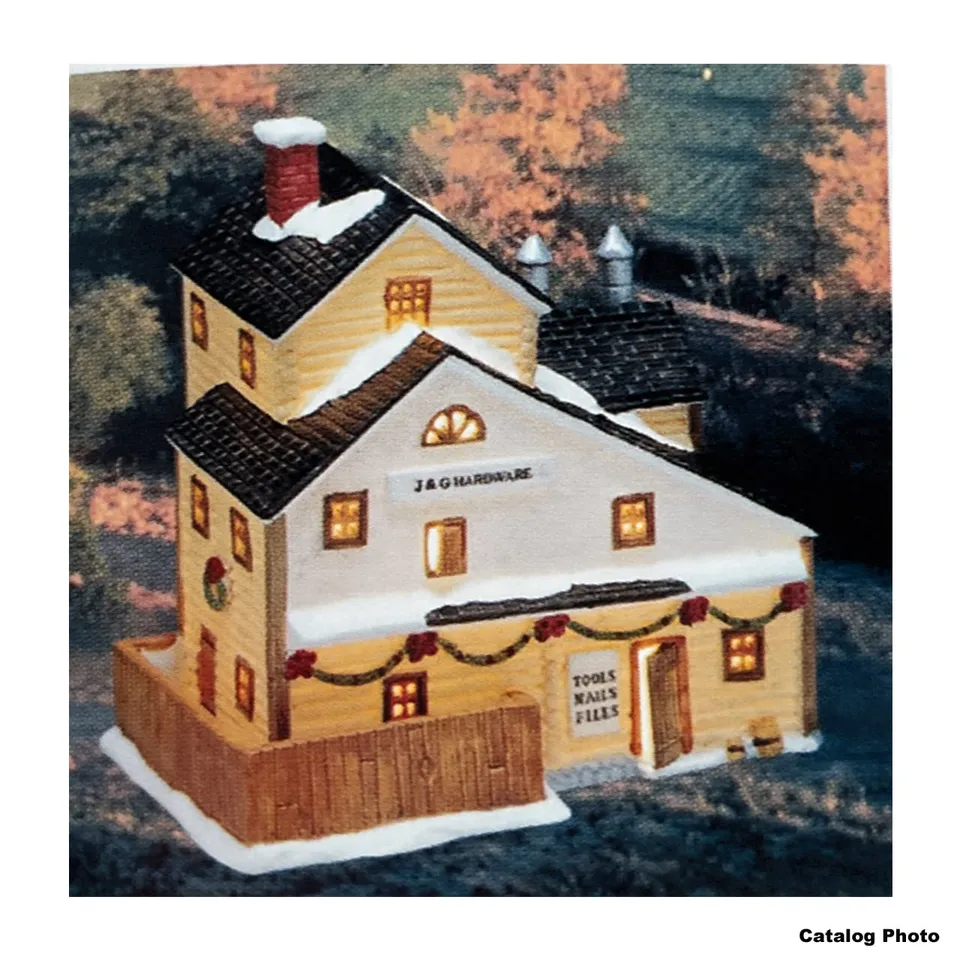 lemax-j-g-hardware-store-beleuchteter-miniatur-laden-weihnachtsdorf image 1