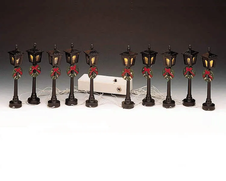 lemax-4-street-lamp-stra-enlaternen-set-4-teilig image 1