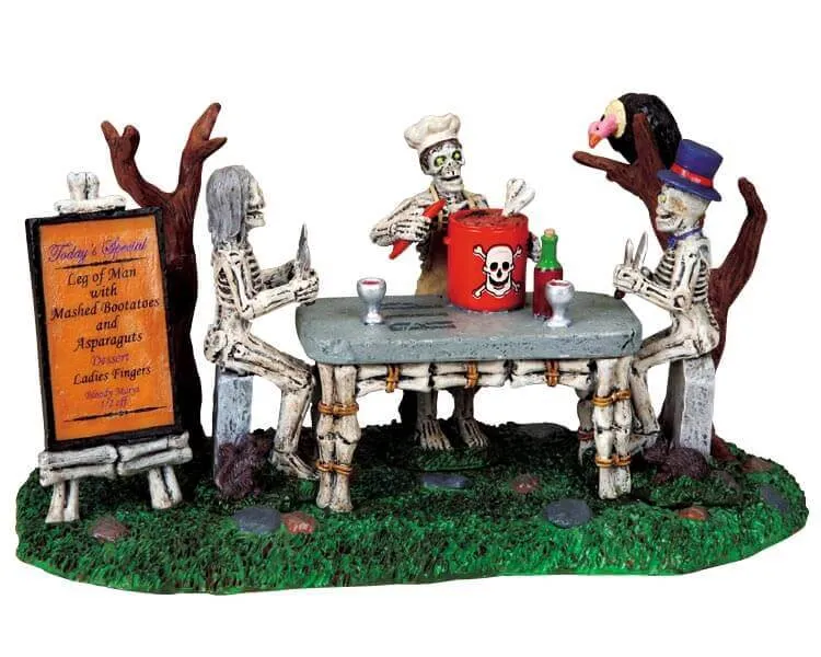 lemax-bone-appetit-spooky-town-figurenszene image 1