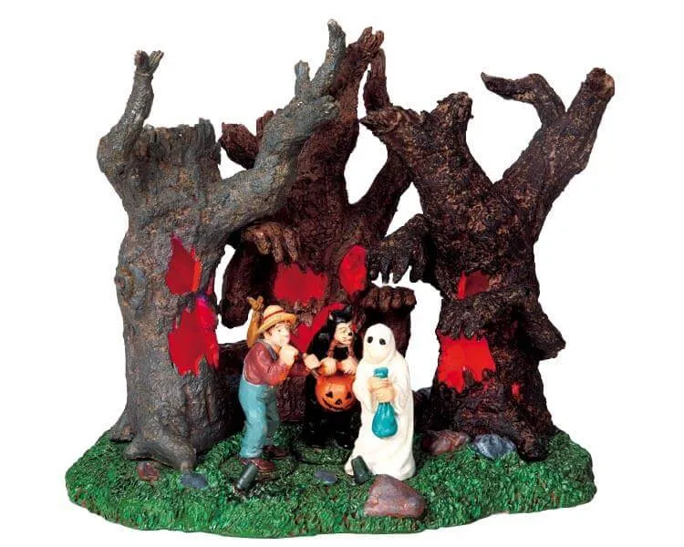 lemax-lost-in-the-woods-spooky-town-miniatur-szene image 1