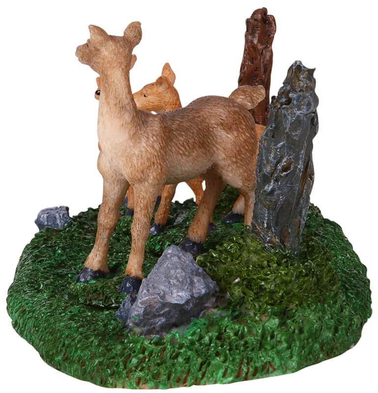 lemax-a-doe-and-her-fawns-miniatur-rehfamilie image 2