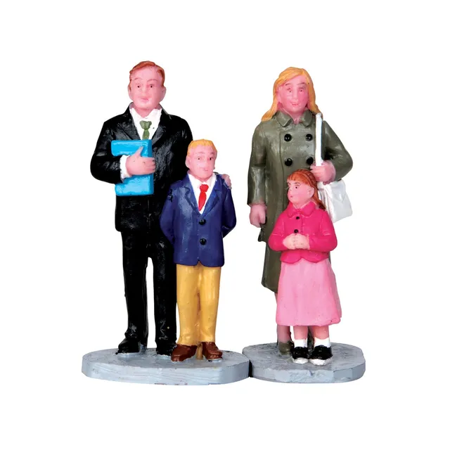 lemax-church-family-kirchen-figuren-set-f-r-weihnachtsdorf image 1