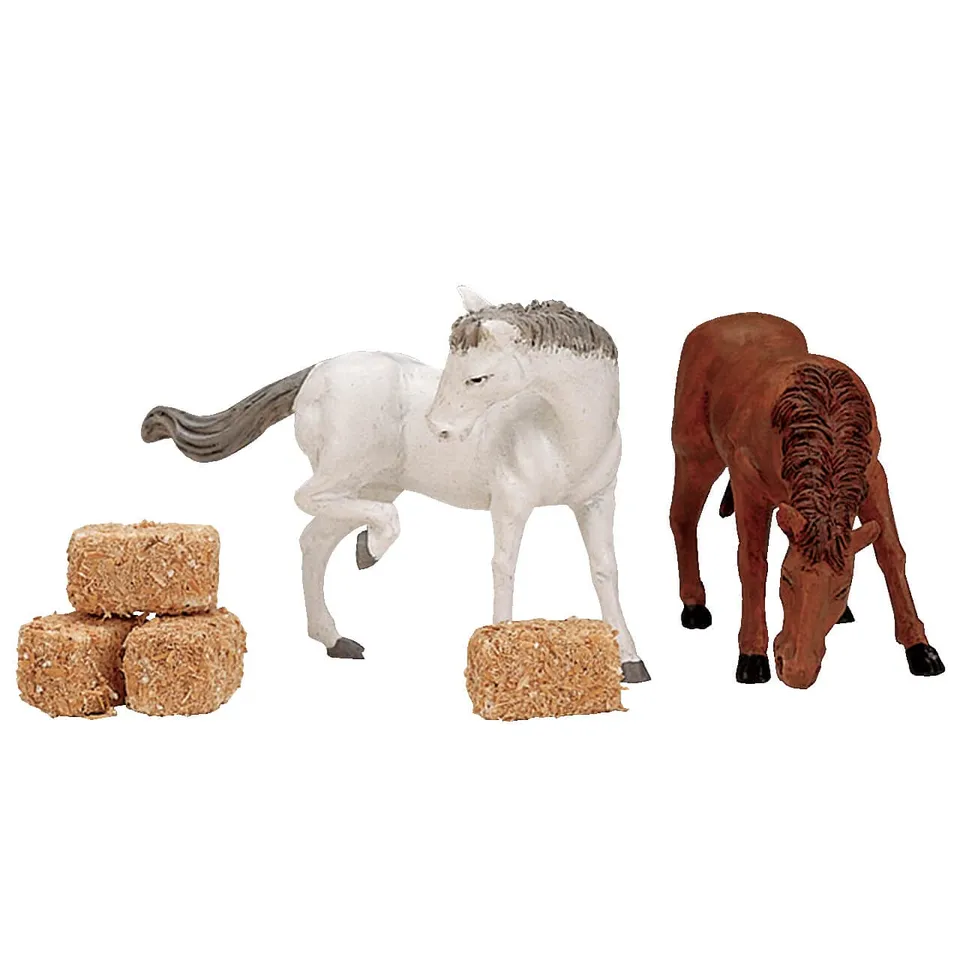 lemax-feed-for-the-horses-6er-set-miniatur-zubeh-r-harvest-crossing image 1
