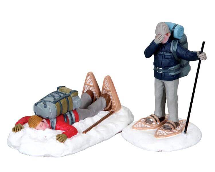 lemax-snowshoe-stumble-miniaturfigur-f-r-weihnachtsdorf image 1