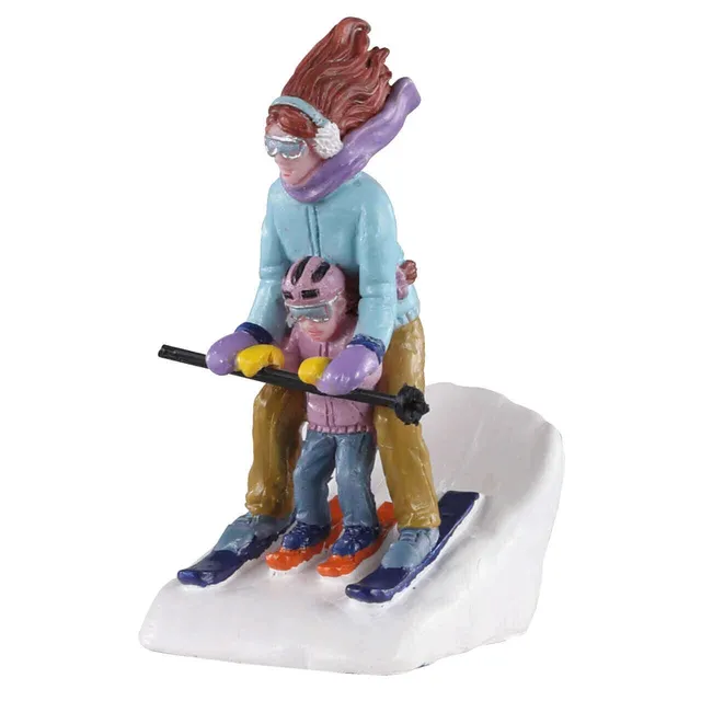 lemax-mommy-me-ski-miniatur-figur-mutter-und-tochter-beim-skifahren image 1