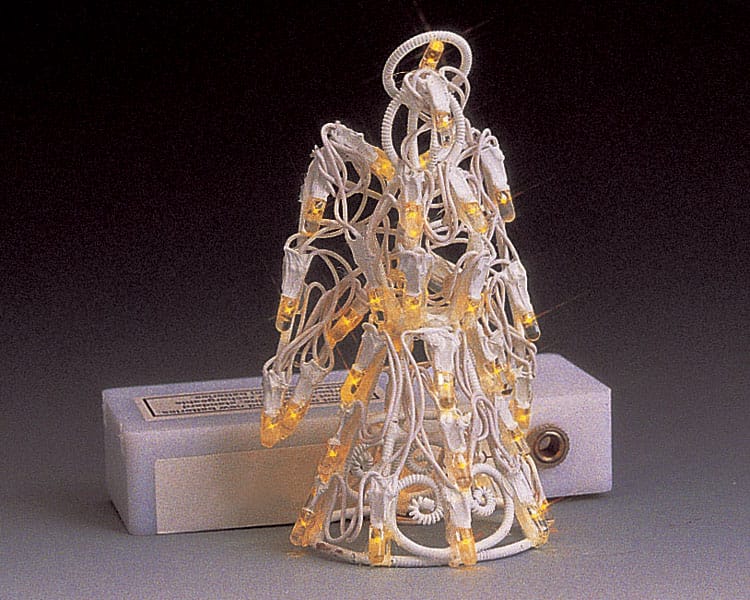 lemax-lighted-sculpture-angel-beleuchtete-engel-skulptur image 1