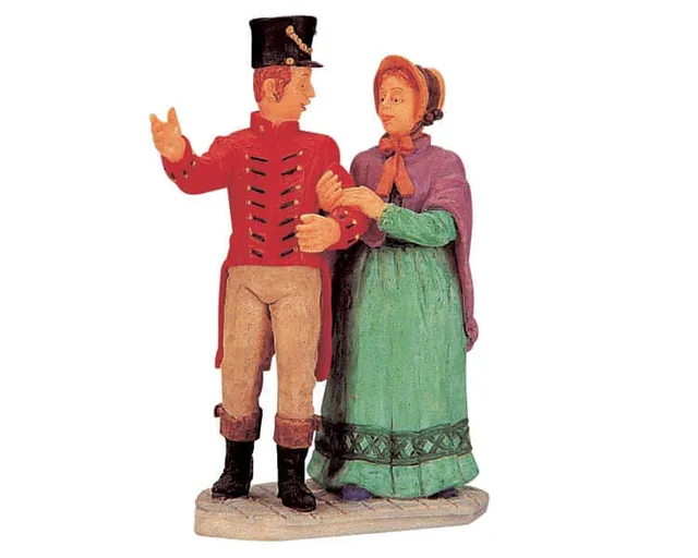 lemax-soldier-and-a-lady-figur image 1