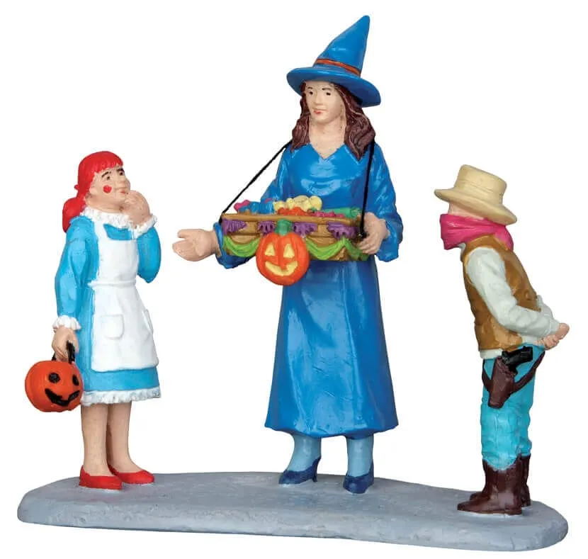 lemax-sweet-treats-spooky-town-s-igkeitenstand image 1