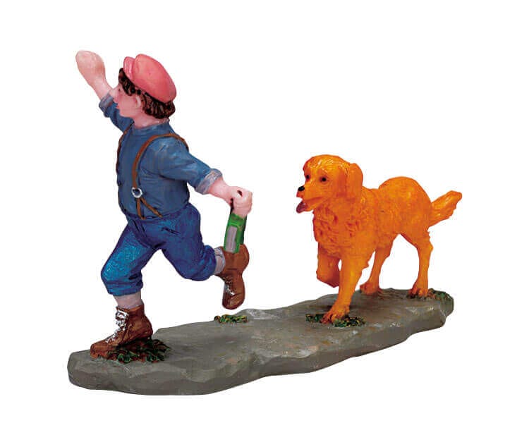 lemax-boy-s-best-friend-miniaturfigur-junge-mit-hund image 1