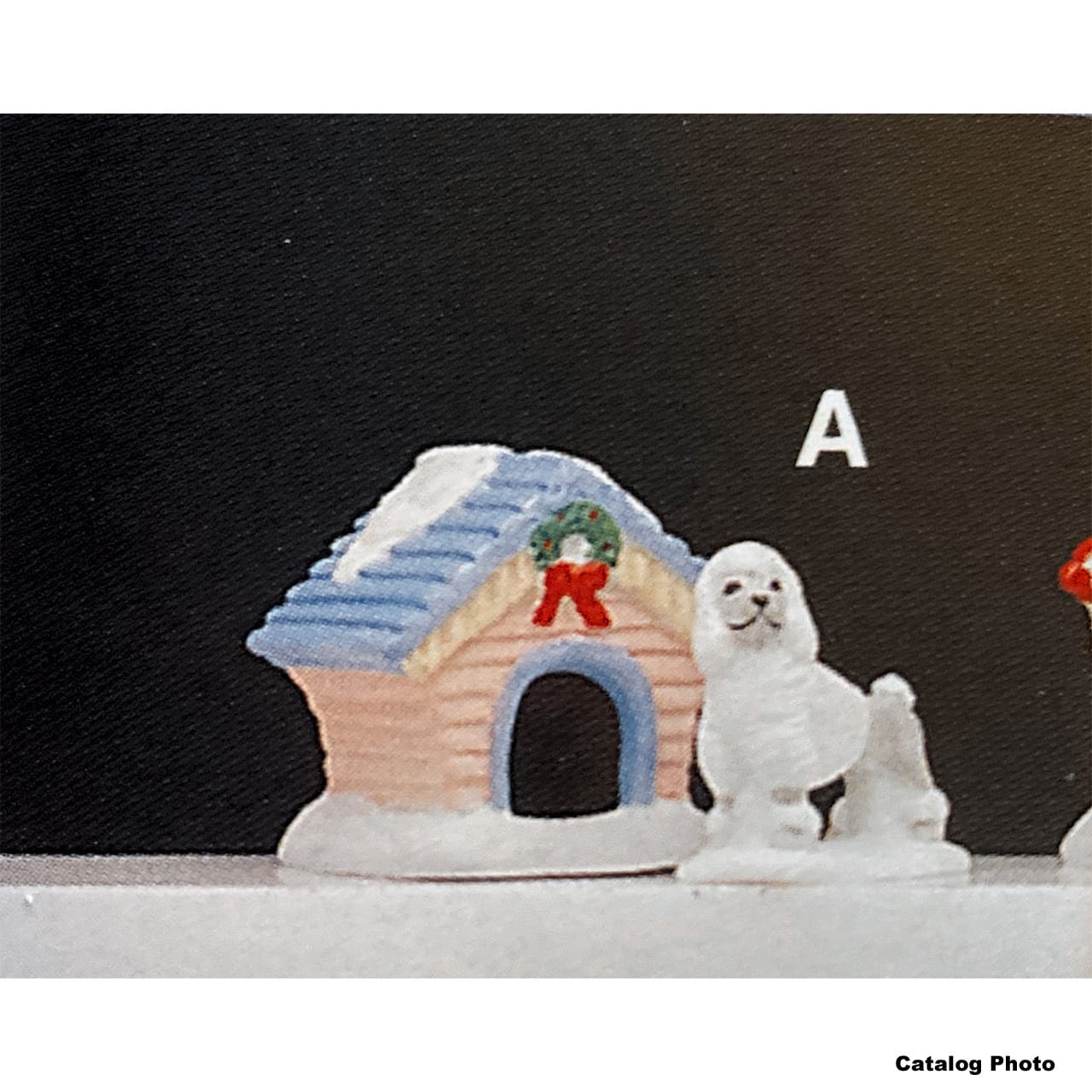 lemax-dog-house-poodle-holidays-seasons-figur image 1