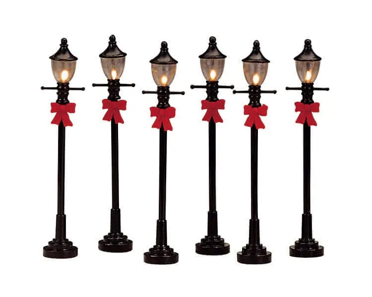 lemax-gas-street-lamp-miniatur-stra-enlaterne-f-rs-dorf image 1