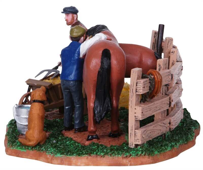 lemax-stable-chores-miniaturfigur image 2