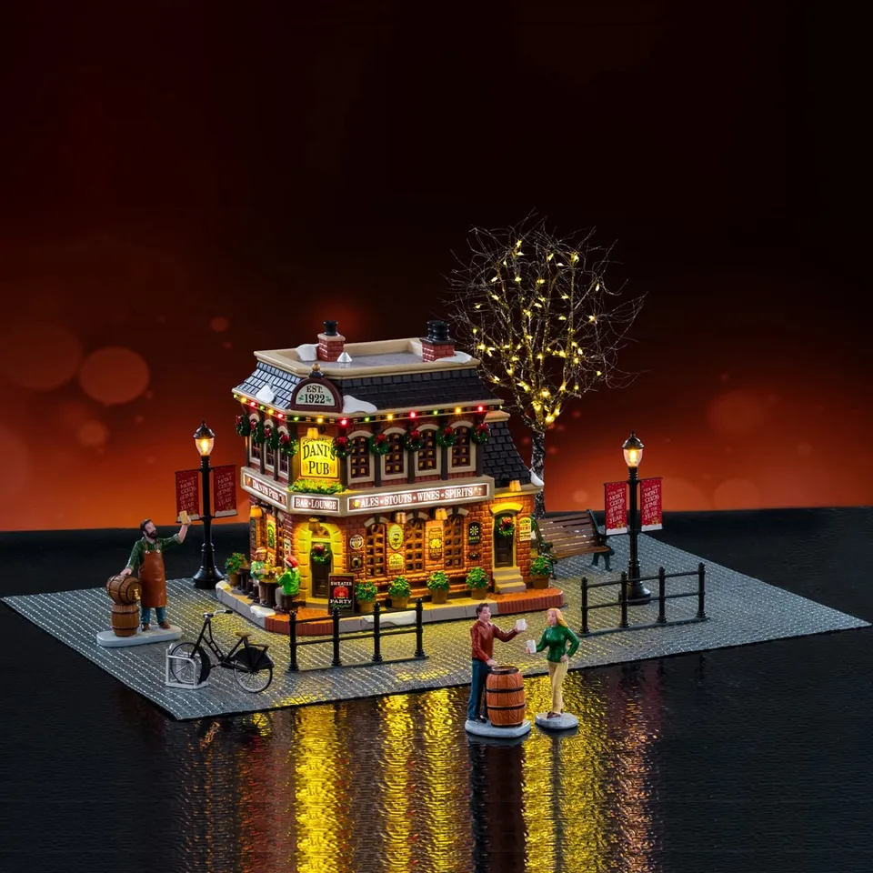 lemax-dani-s-pub-set-beleuchtetes-miniaturhaus-set-caddington-village image 1