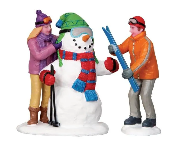 lemax-skier-snowman-schneemann-skifahrer-figur image 1