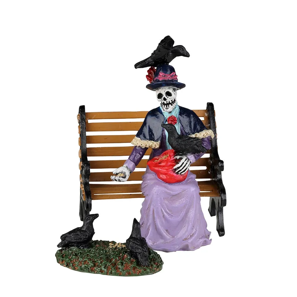 lemax-feeding-the-birds-spooky-town-figur image 1