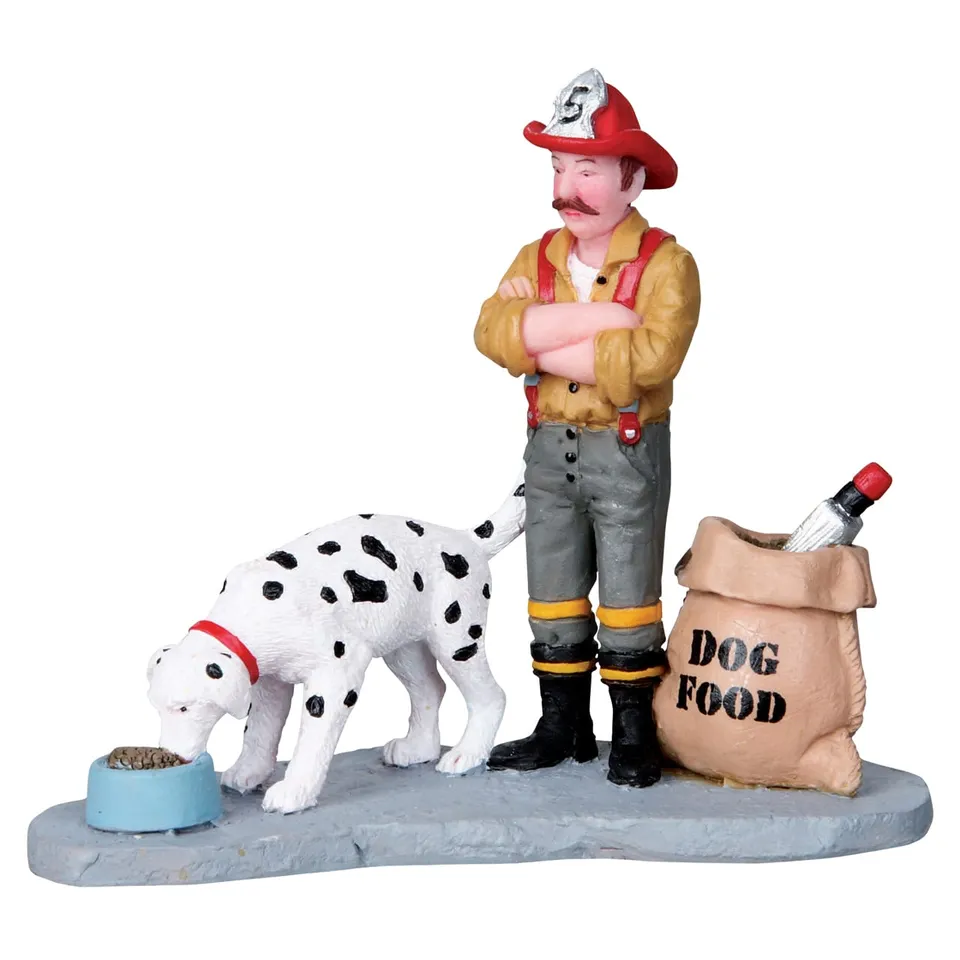 lemax-dinner-at-the-firehouse-feuerwehr-tischszene-figurenset image 1