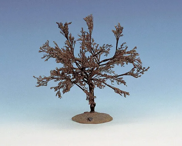 lemax-hickory-medium-miniatur-holidays-seasons image 1