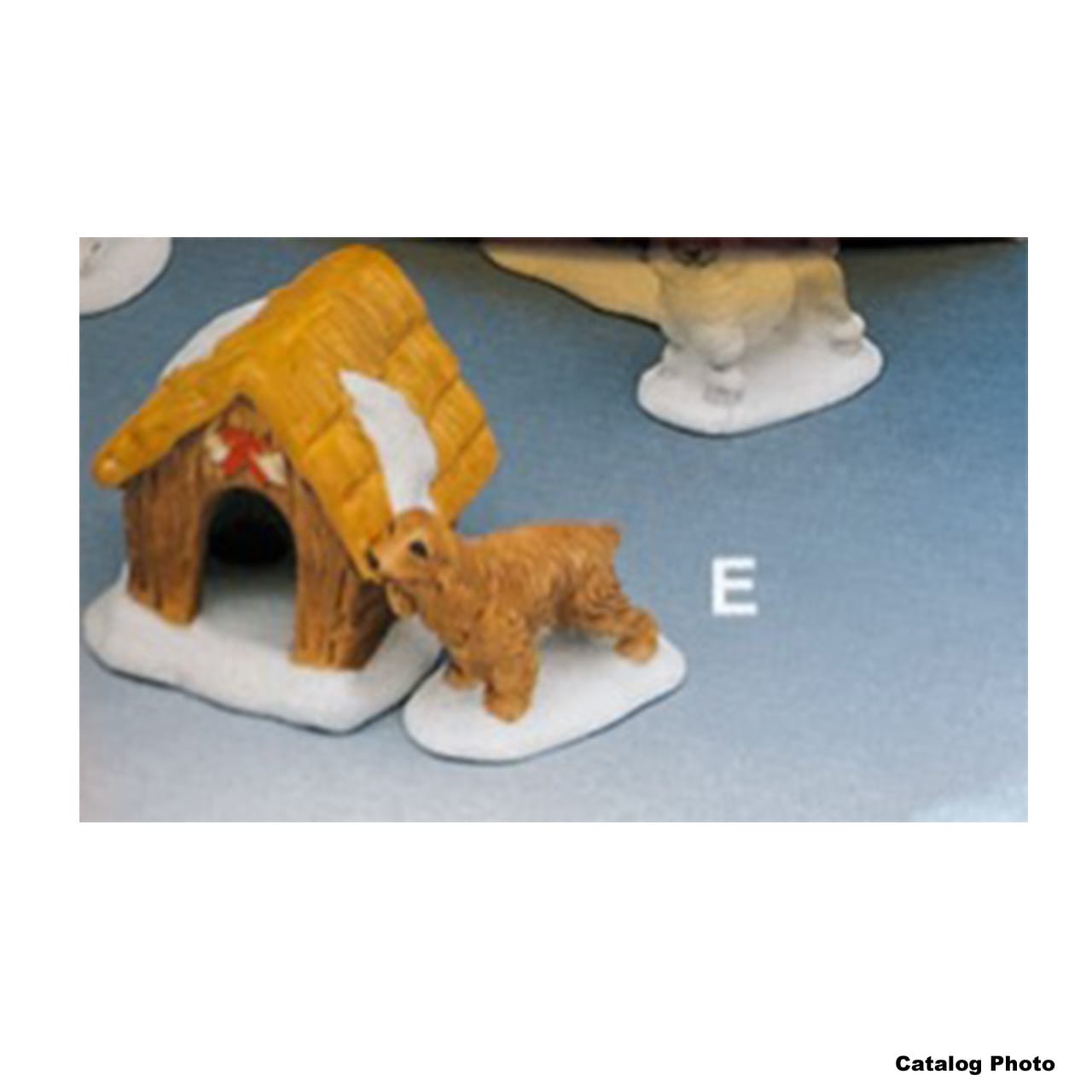 lemax-dog-house-and-cocker-spaniel-miniatur-hundeh-tte-mit-figur image 1