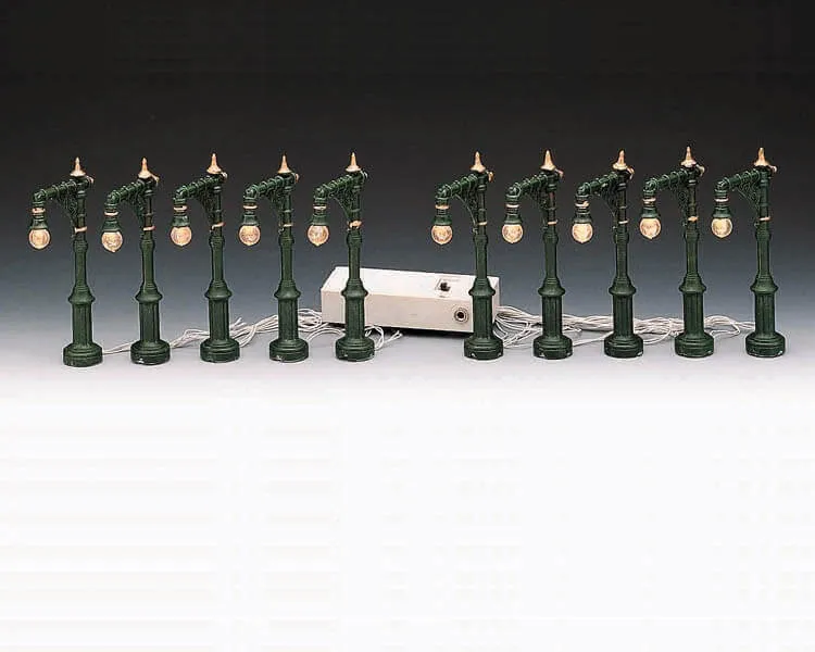 lemax-4-victorian-street-lamp-beleuchtetes-laternen-set-4-teilig image 1