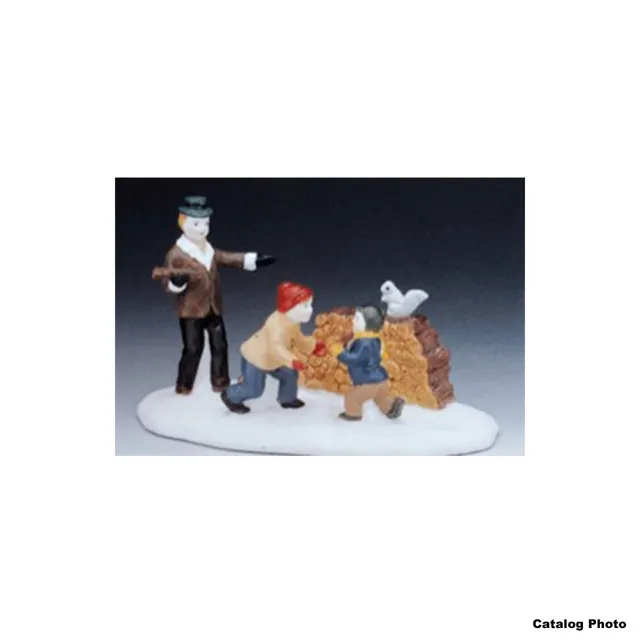 lemax-winter-preparation-holidays-seasons-figur image 1