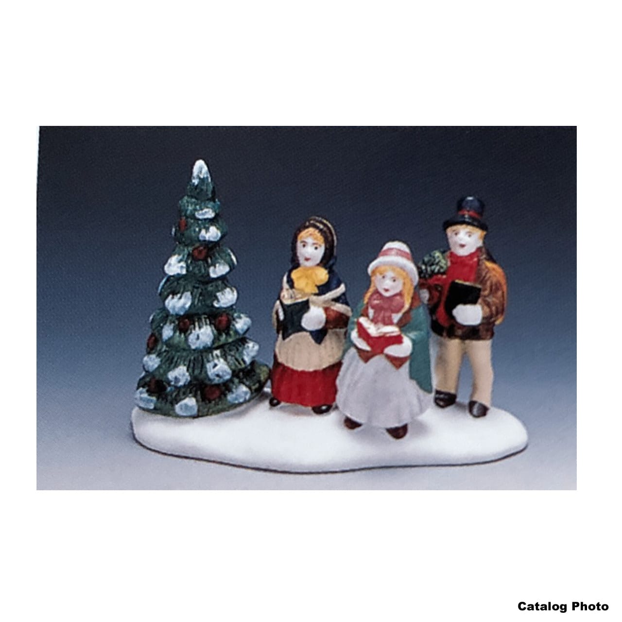 lemax-carollers-trio-miniaturfigur-weihnachtss-nger-im-schnee image 1