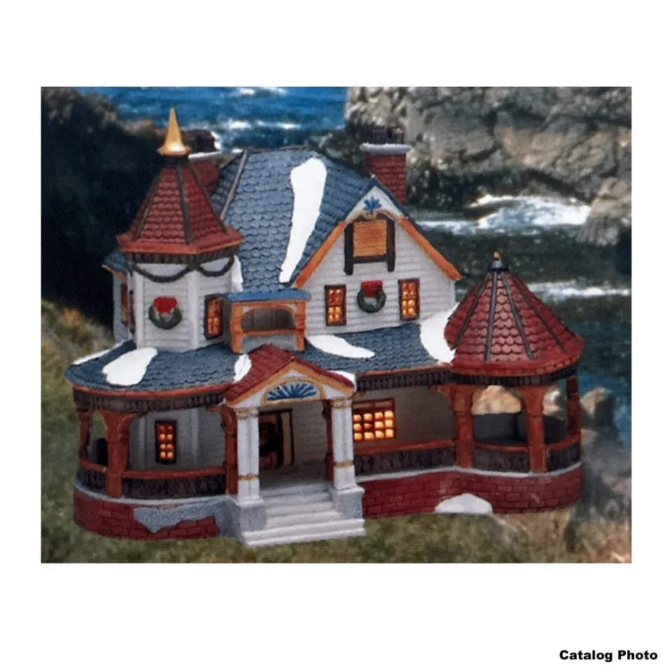 lemax-the-retreat-house-beleuchtetes-weihnachtsdorf-miniaturhaus image 1