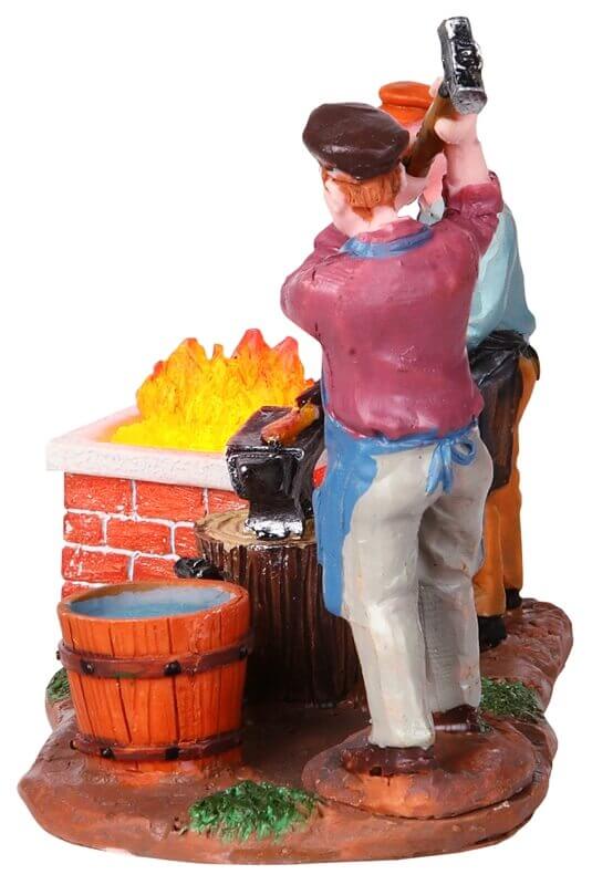 lemax-blacksmiths-miniatur-figuren-set-schmiede image 2