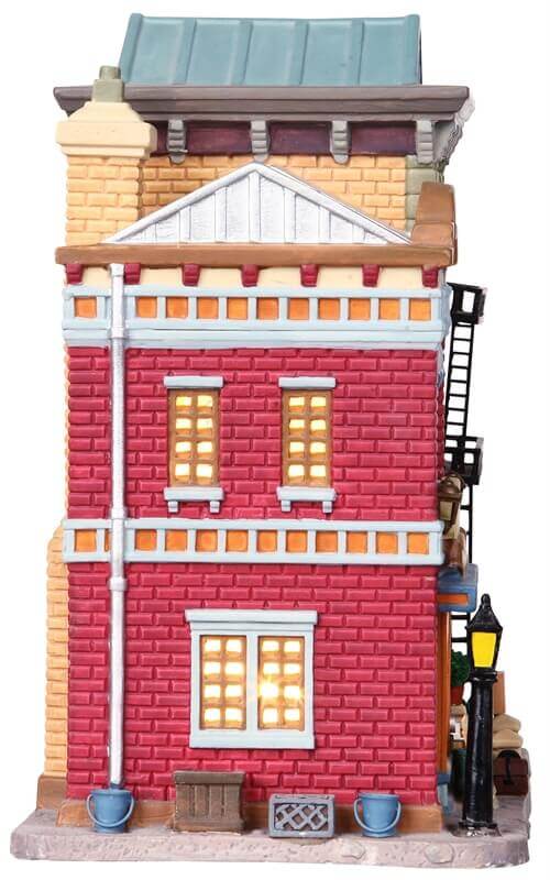 lemax-harbor-restaurant-apartments-miniatur-haus image 3