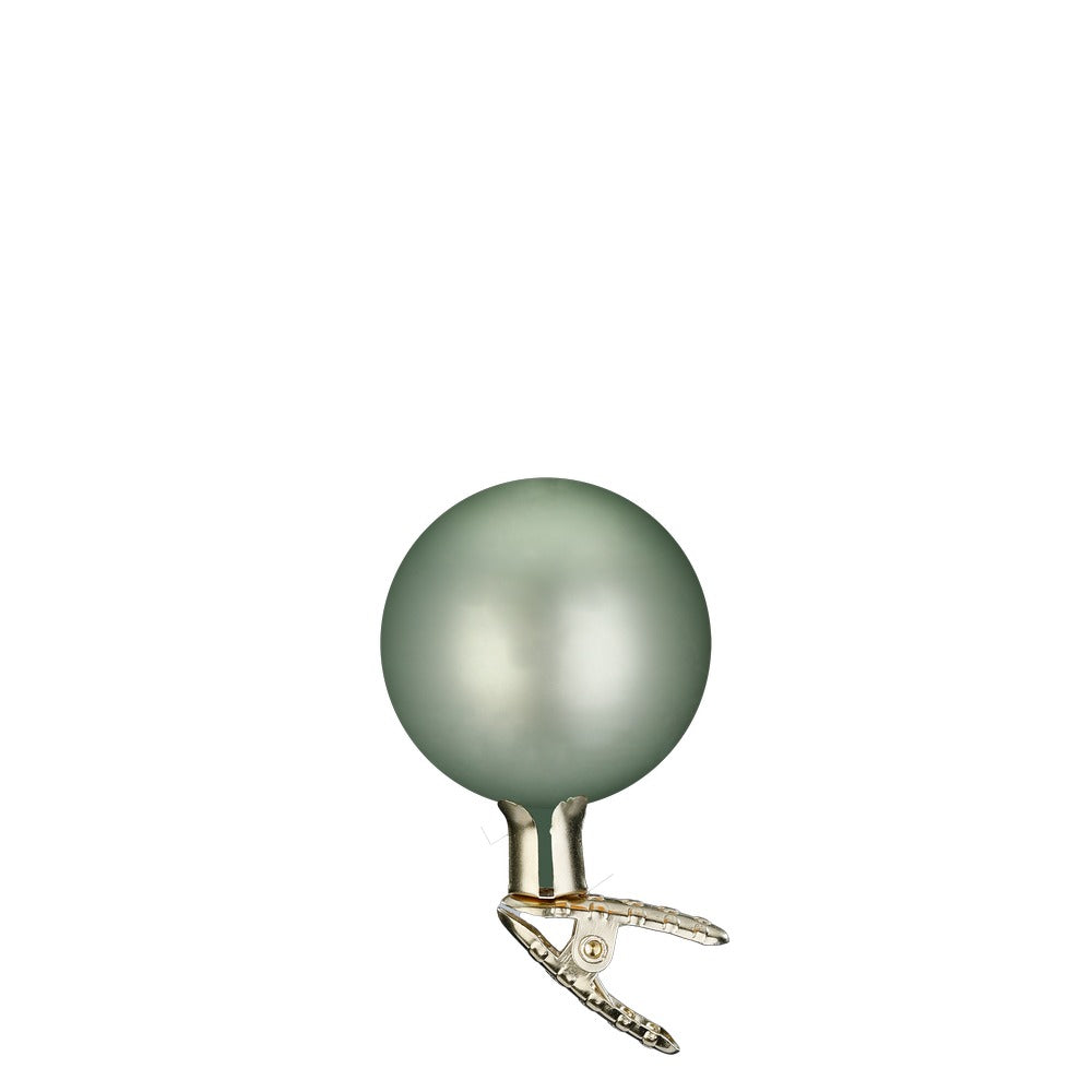 inge-glas-christbaumkugeln-auf-clip-salbei-matt-6-cm image 1