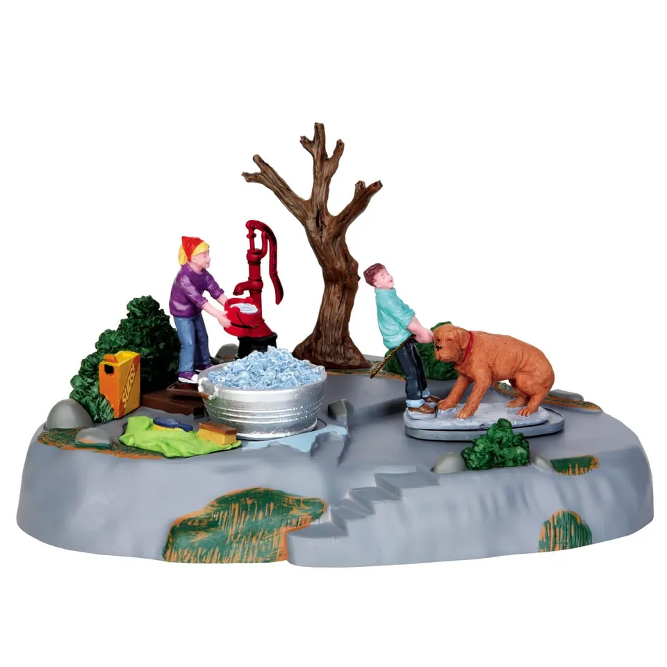 lemax-time-for-a-scrub-bewegte-miniatur-figurenszene-f-r-weihnachtsdorf image 1