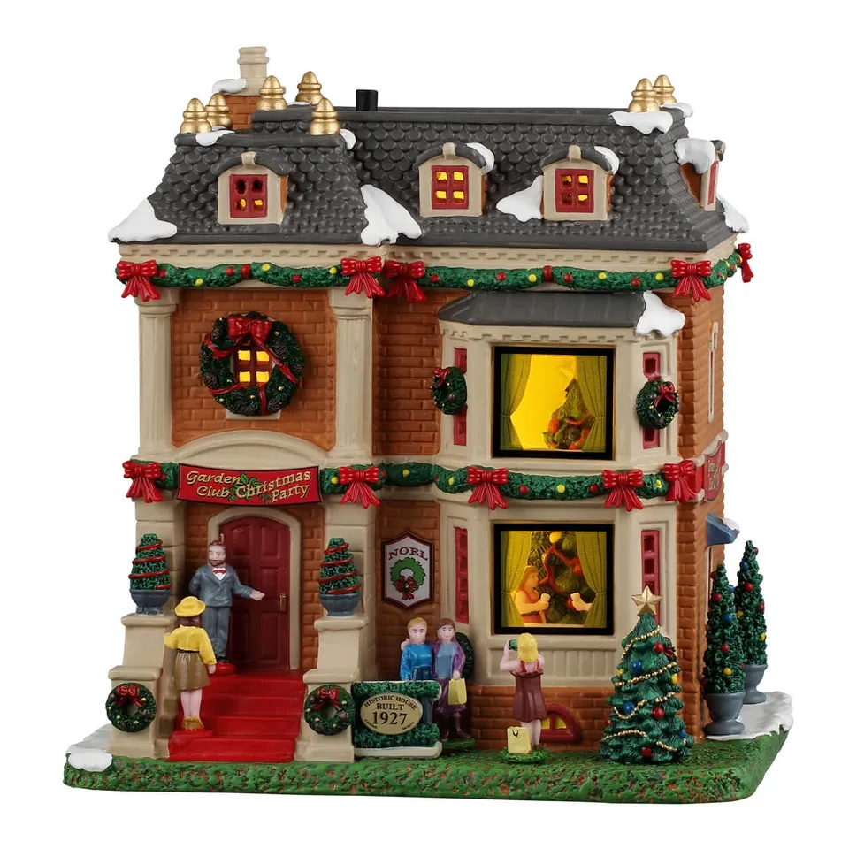 lemax-garden-club-christmas-party-weihnachtshaus-caddington image 1
