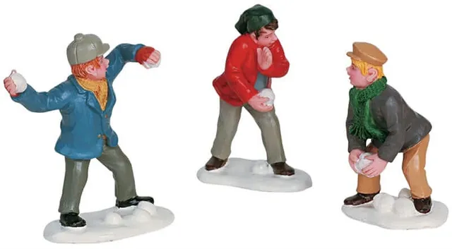 lemax-snowball-fight-set-of-3-figuren-set image 1