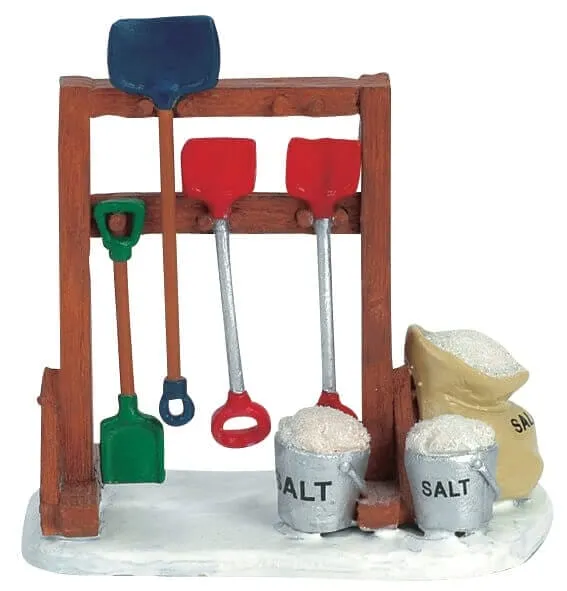 lemax-shovels-and-salt-winterfigur image 1