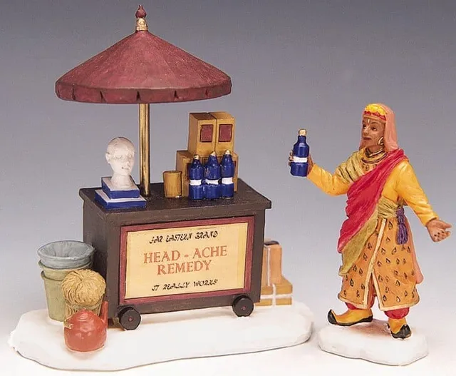 lemax-remedies-from-afar-holidays-seasons-figurenszene image 1