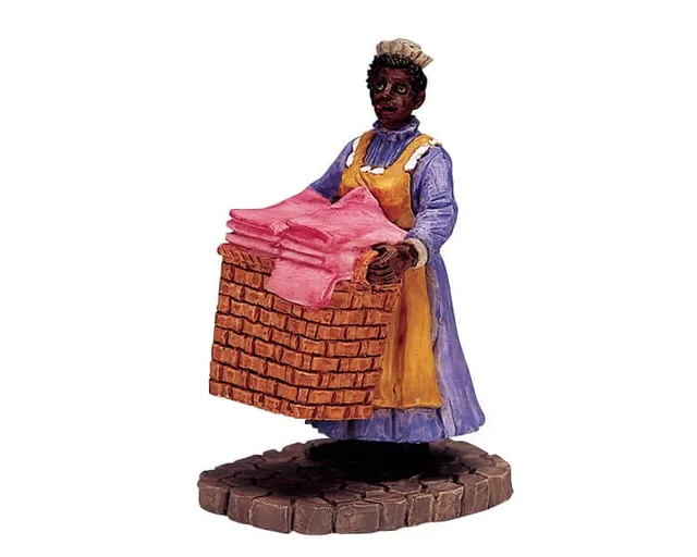 lemax-maid-service-weihnachtliche-sammelfigur-f-r-miniaturd-rfer image 1