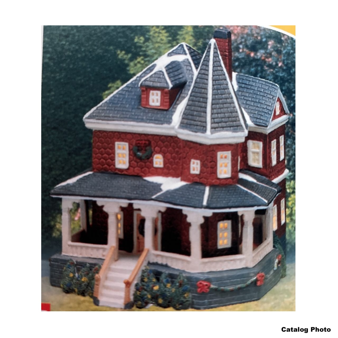 lemax-hampshire-house-beleuchtetes-miniaturhaus-holidays-seasons image 2