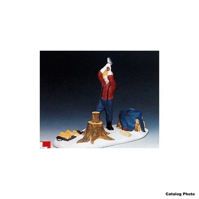 lemax-cutting-firewood-winterfigur-holidays-seasons image 1