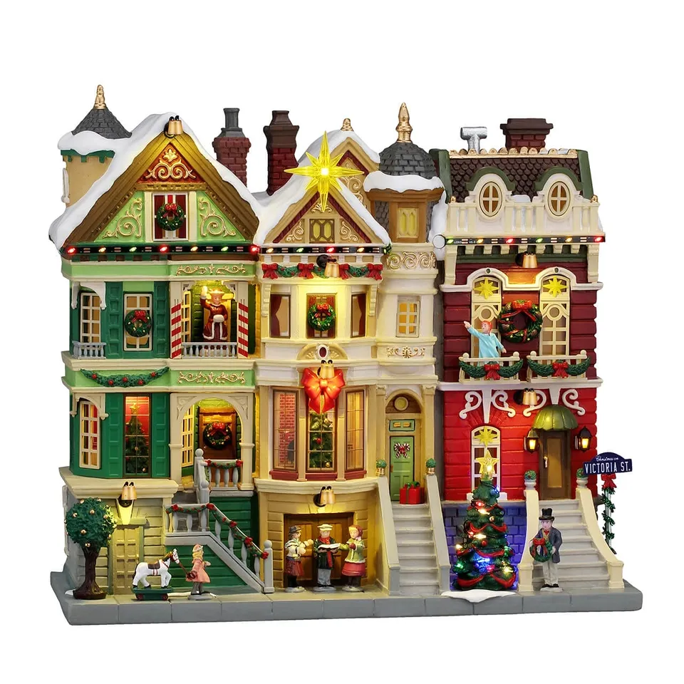 lemax-christmas-on-victoria-street-kulisse-caddington image 1
